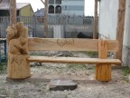 rzeźba w drewnie ławka wiewiórka